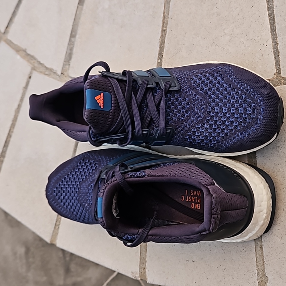 Navy Adidas Ultraboost 1.0